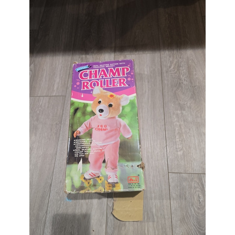 Vintage champ roller girl bear with pink outfit not tested